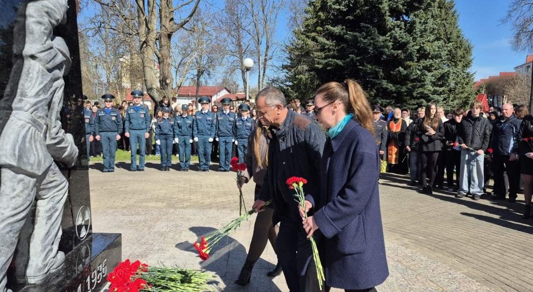 Открытие Памятного знака Героям-ликвидаторам ЧАЭС
